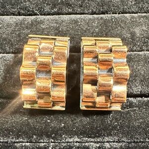 Vtg: signed RENOIR Copper 3-Dimensional Abstract Clip On Earrings
